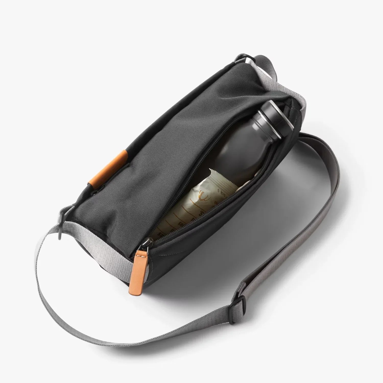 Bellroy Sling bag - Khareedlo.com.pk