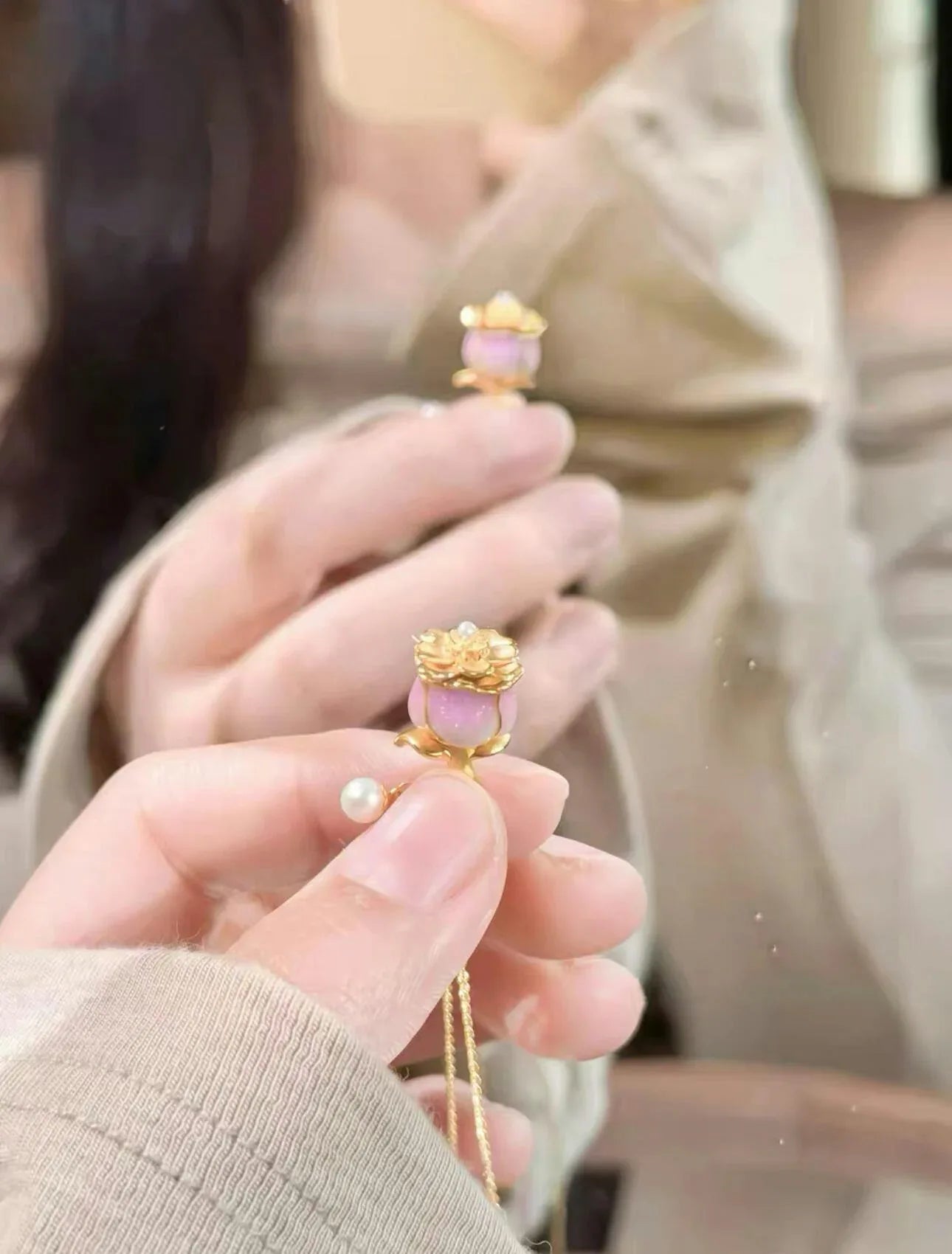 Blooming Rose Necklace - Khareedlo.com.pk